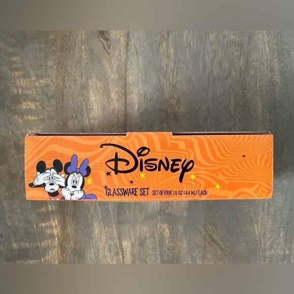 DISNEY Mickey and Minnie Halloween 4 pcs Shot Glass - Picture 3 of 4